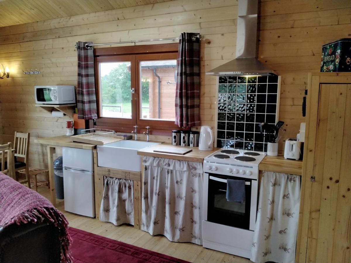 Вилла Cobblehouse Country Cabins No Trades Workers Turriff Экстерьер фото